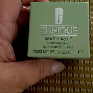 Clinque Take the Day Off Cleansing Balm